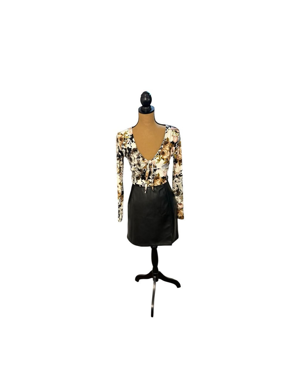 Vibe Sportswear Y2K Floral Tie Front Crop Top Womens L Whimsigoth Goth